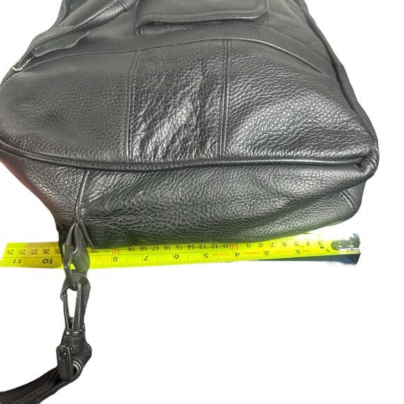 Caroll Black Leather Briefcase Laptop Work Bag with Shoulder Strap - Picture 6 of 11